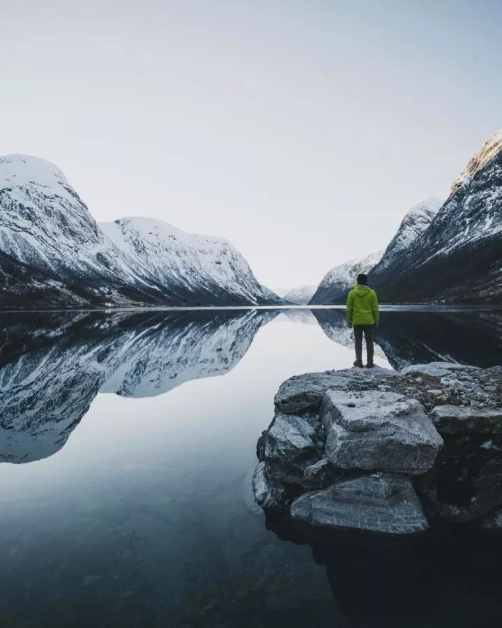人不瞎想，心就不烦